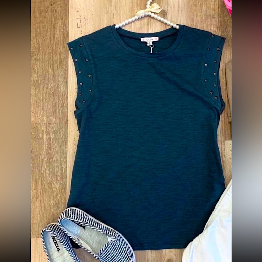 🆕🌿💙L. LOVE: NAVY Studded Tank Top SMALL